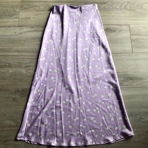 💜Lavender Satin midi skirt